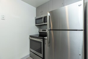 Unclassified image, 4 of 16, button