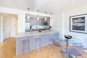 Nicht klassifiziertes Bild, 3 von 10, Schaltfläche