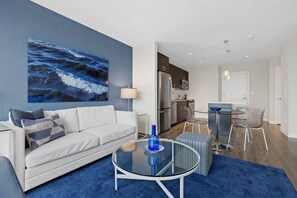 Unclassified image, 3 of 19, button