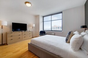 Bügeleisen/Bügelbrett, kostenloses WLAN