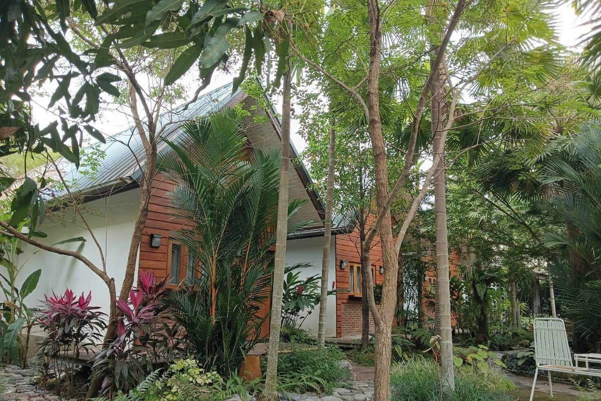 Bungalow Comfort, lanai, vista giardino | 1 camera, Wi-Fi gratuito