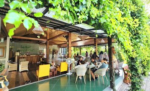 Khu ẩm thực cho gia đình