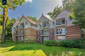 Exterior - Modern vacation apartment in Koserow with sea view - only 50 m to the beach! - Lake view (Koserow)