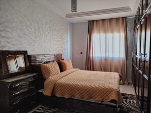 2 bedrooms, iron/ironing board, WiFi - Moroccan space (casablanca)