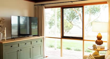 The Gums, Inverleigh. Country escape nestled on 8 acres.