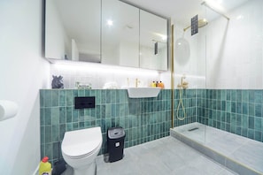 Towels, soap, toilet paper
