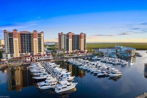 Marina/club náutico