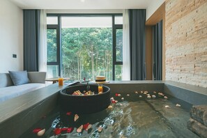 Premier Double Room, Hill View