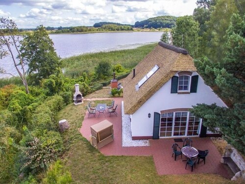 Seerose - Relax in the idyllic vacation home Seerose am See!