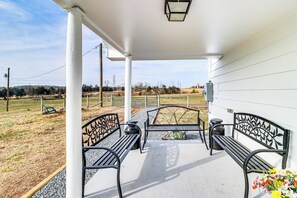 House (3 Bedrooms) | Interior - Fire Pits, Creek View: Historic Virginia Farmhouse (Bealeton)