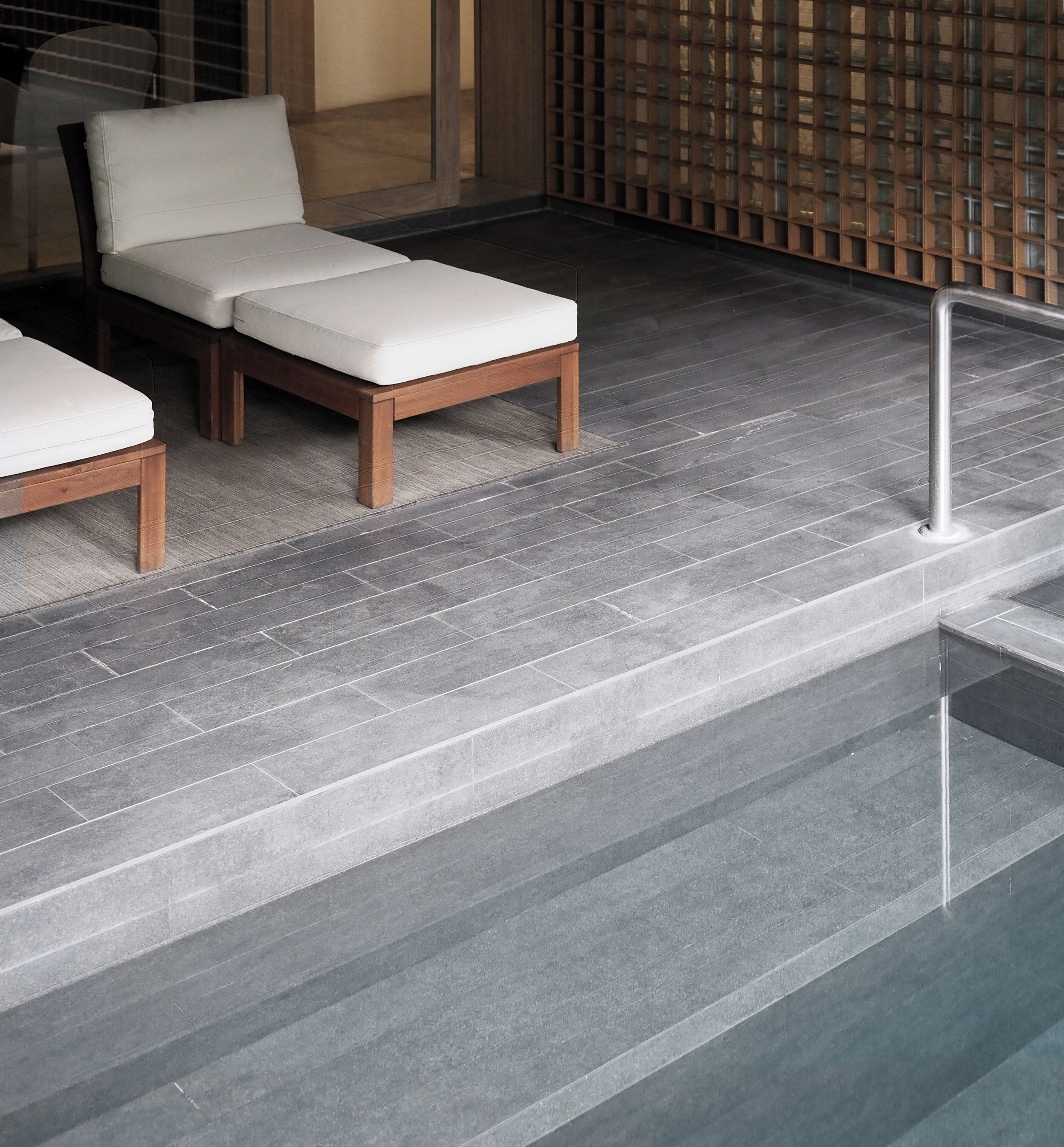 Τηλεόραση 43 ιντσών με δορυφορικά κανάλια