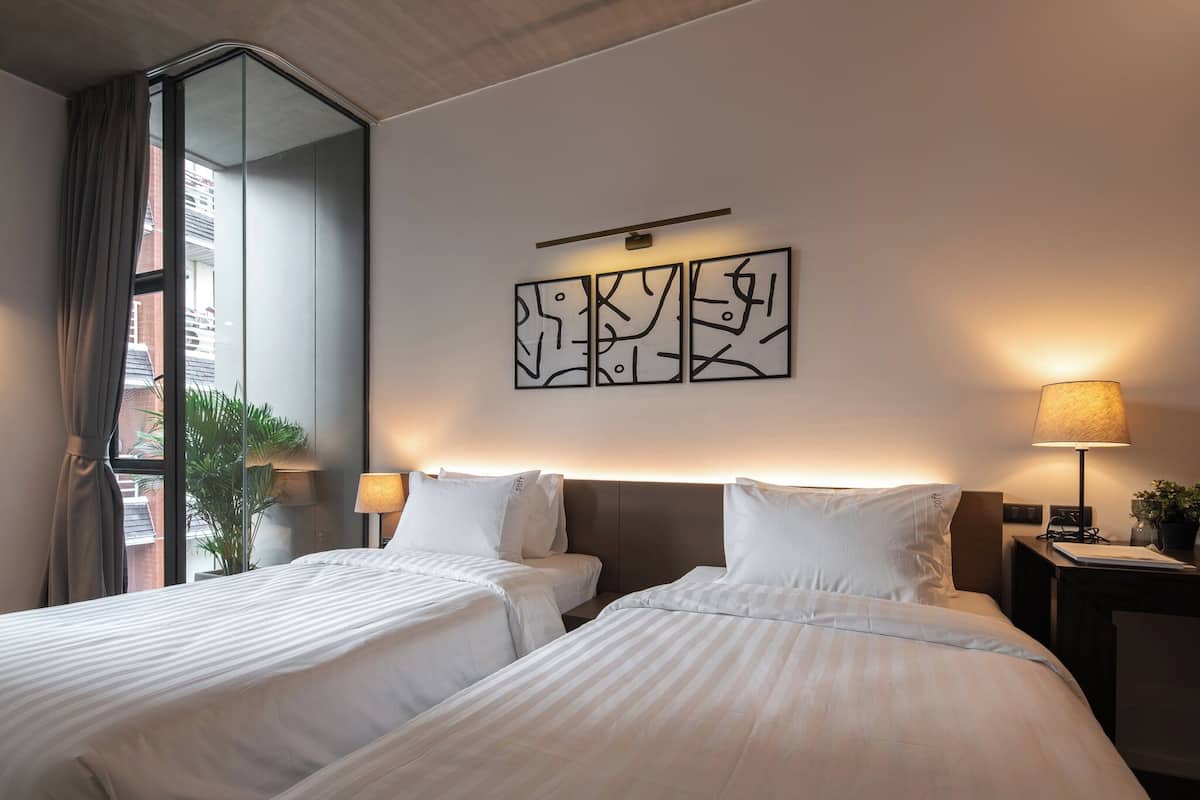 Quarto duplo luxo | 1 quarto, roupas de cama premium