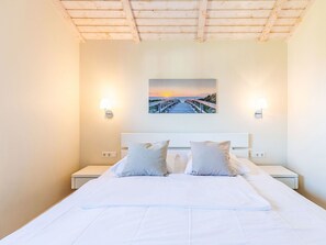 2 slaapkamers, een strijkplank/strijkijzer, wifi