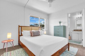 2 bedrooms, desk, iron/ironing board, free WiFi