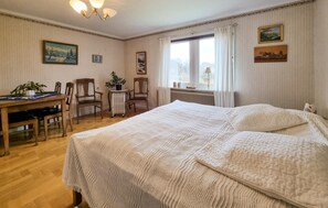 3 soverom, reiseseng for barn og sengetøy