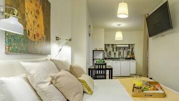 1 slaapkamer, een strijkplank/strijkijzer, internet, beddengoed