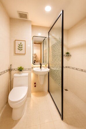 Căn hộ Tiêu chuẩn | Phòng tắm | Giấy vệ sinh 