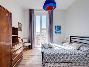 2 bedrooms, Internet