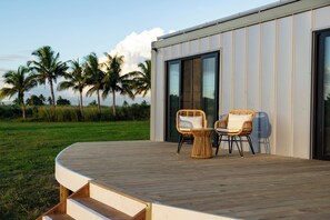 Suite – classic, hageutsikt | Terrasse/patio