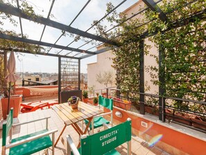 Outdoor dining - La Terrazza by Interhome (Rome: Historical City Center)