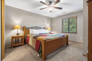 2 Schlafzimmer, Bügeleisen/Bügelbrett, kostenloses WLAN, Bettwäsche