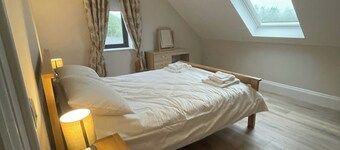 Drumkeen - Apartment - Sleeps 6 - Parking