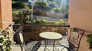 1 habitación, escritorio y wifi gratis