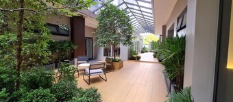 35 Bow Hotel