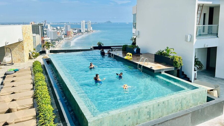 Torre Eleve Apartments