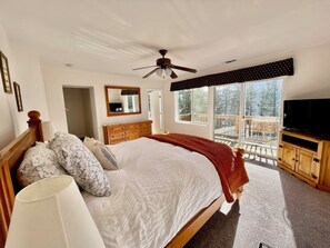 3 habitaciones, tabla de planchar con plancha, wifi y ropa de cama