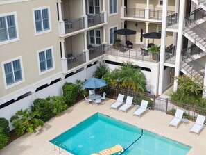 A heated pool - One bedroom with Oceanviews! (Saint Simons Island)