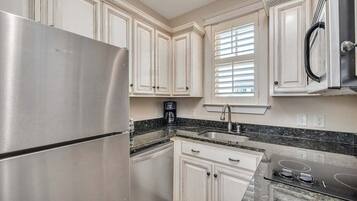 Fridge, microwave, oven, dishwasher