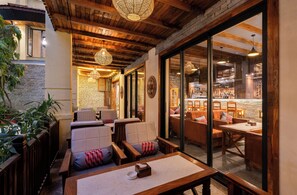 Bar (on property) - Temple Bell Boutique Hotel & Spa (Pokhara)