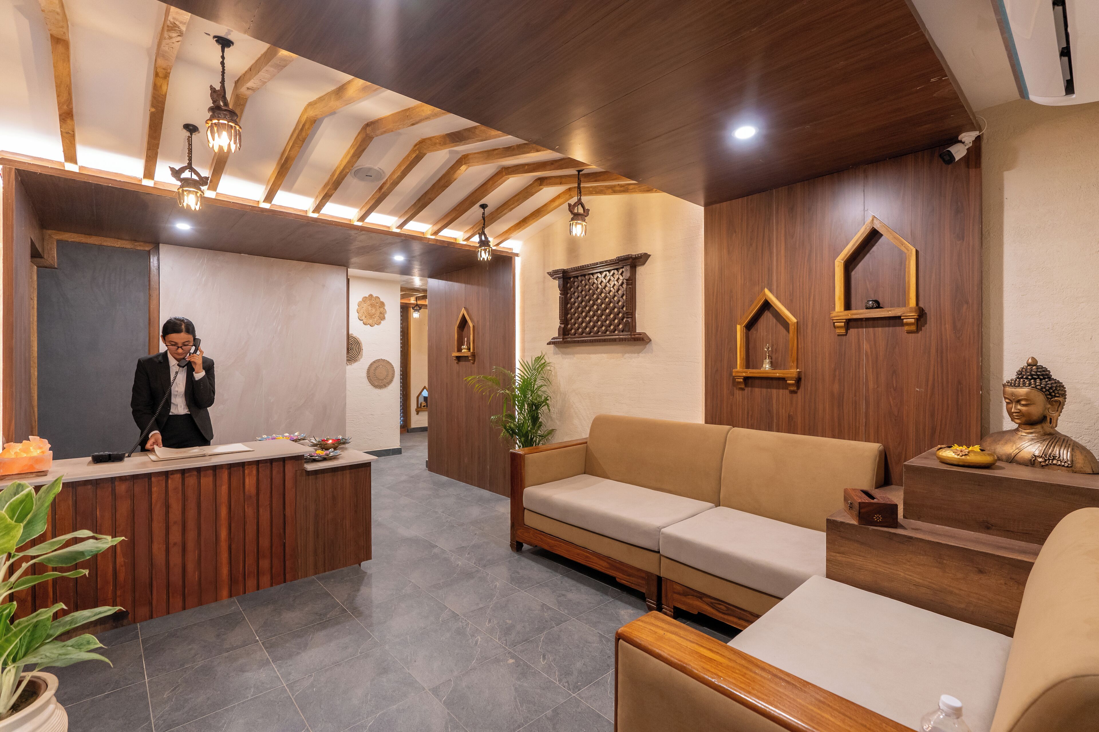 Tratamentos corporais, massagens com pedras quentes