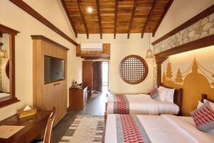 Ropa de cama de alta calidad, minibar y escritorio 