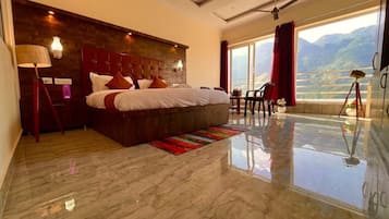 Superior Triple Room, Hill View