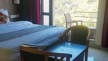 In-room safe, free WiFi