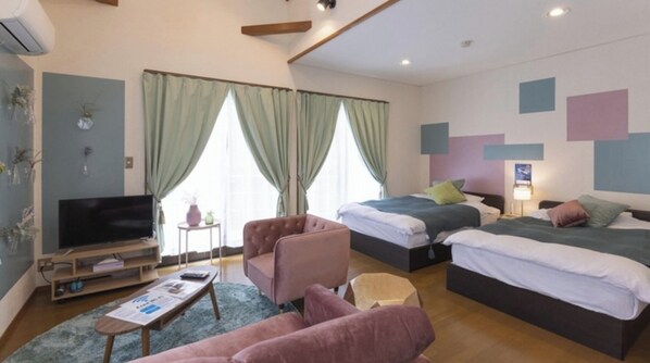 1 bedroom, desk, free WiFi, bed sheets