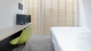 1 slaapkamer, een bureau, een strijkplank/strijkijzer, gratis wifi