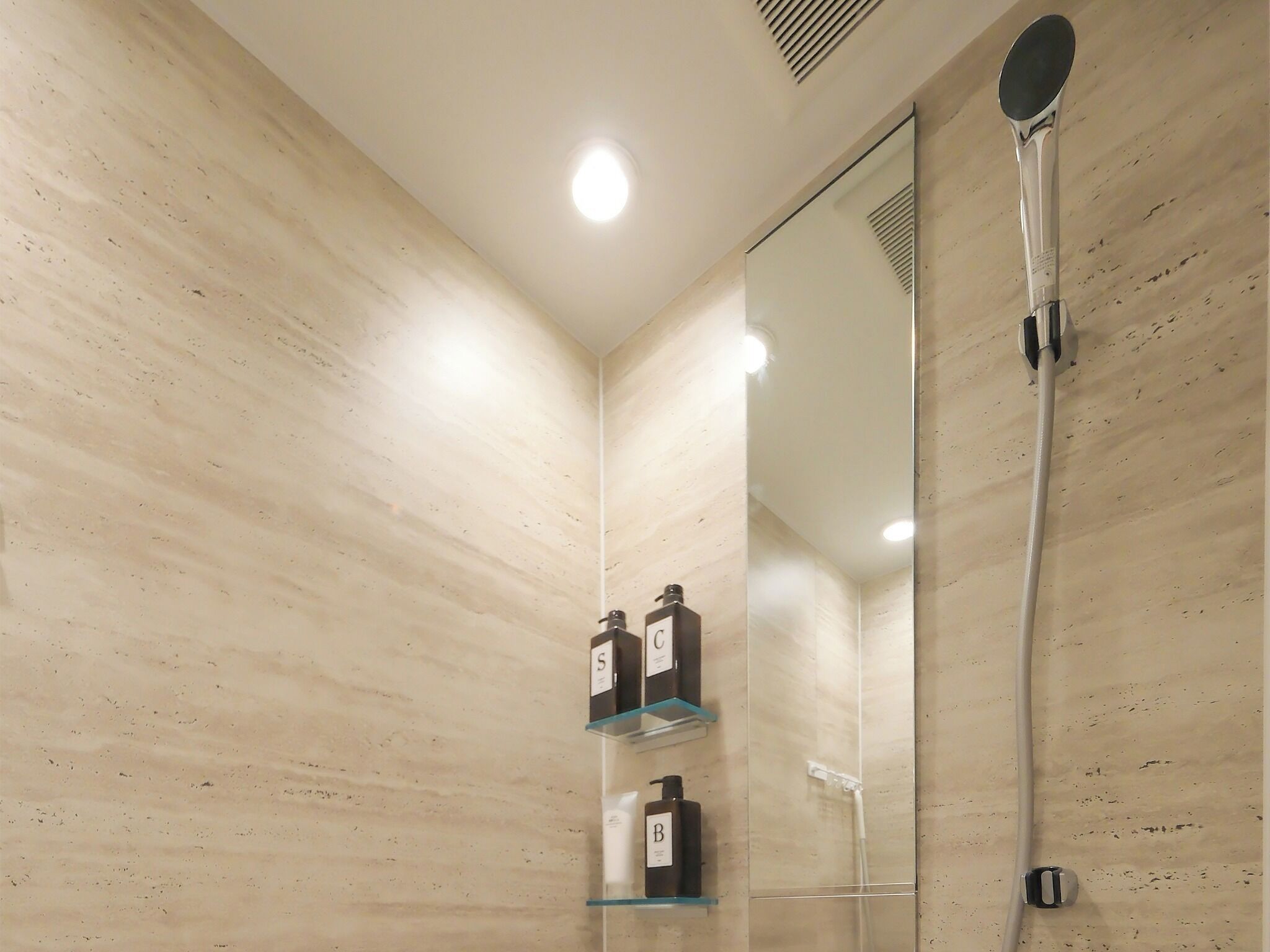 Hair dryer, towels