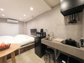 1 bedroom, desk, free WiFi, bed sheets - About 4 minutes walk from Oizumigakuen station 1K studio apartment equipped with projector303 / Nerima-ku Tokyo (Nerima-ku)