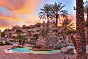 Outdoor pool, a heated pool - Awesome Strip Views! Heated Pool, Hot Tub & Gym! (Las Vegas)