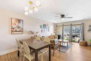 Signature Condo, 2 Bedrooms, Balcony, Courtyard View | In-room dining - Seaside Beach & Racquet Club 2207 (Orange Beach)