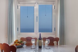 Dining - Holiday Home 'Goro' with Sea Views and Wi-Fi (Tazacorte)