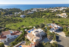 Exterior - Casa Jean - Private villa with sea view and heatable pool (Carvoeiro)