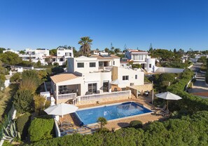 Exterior - Casa Jean - Private villa with sea view and heatable pool (Carvoeiro)