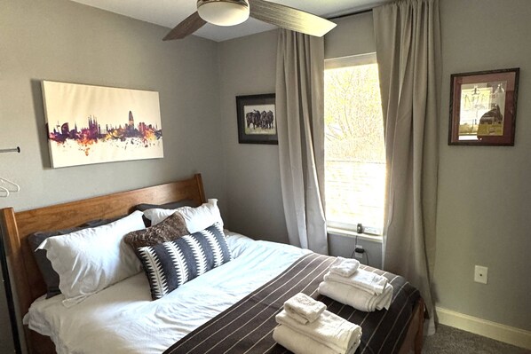 2 Schlafzimmer, Schreibtisch, kostenloses WLAN