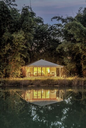 Tented Suite | Soundproofing, free WiFi