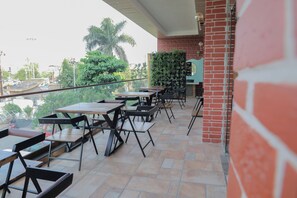 Restaurant - Hotel Vikramaditya (Ujjain)