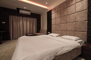 Basic Double Room, City View | Desk, laptop workspace, free WiFi, bed sheets - Hotel Vikramaditya (Ujjain)